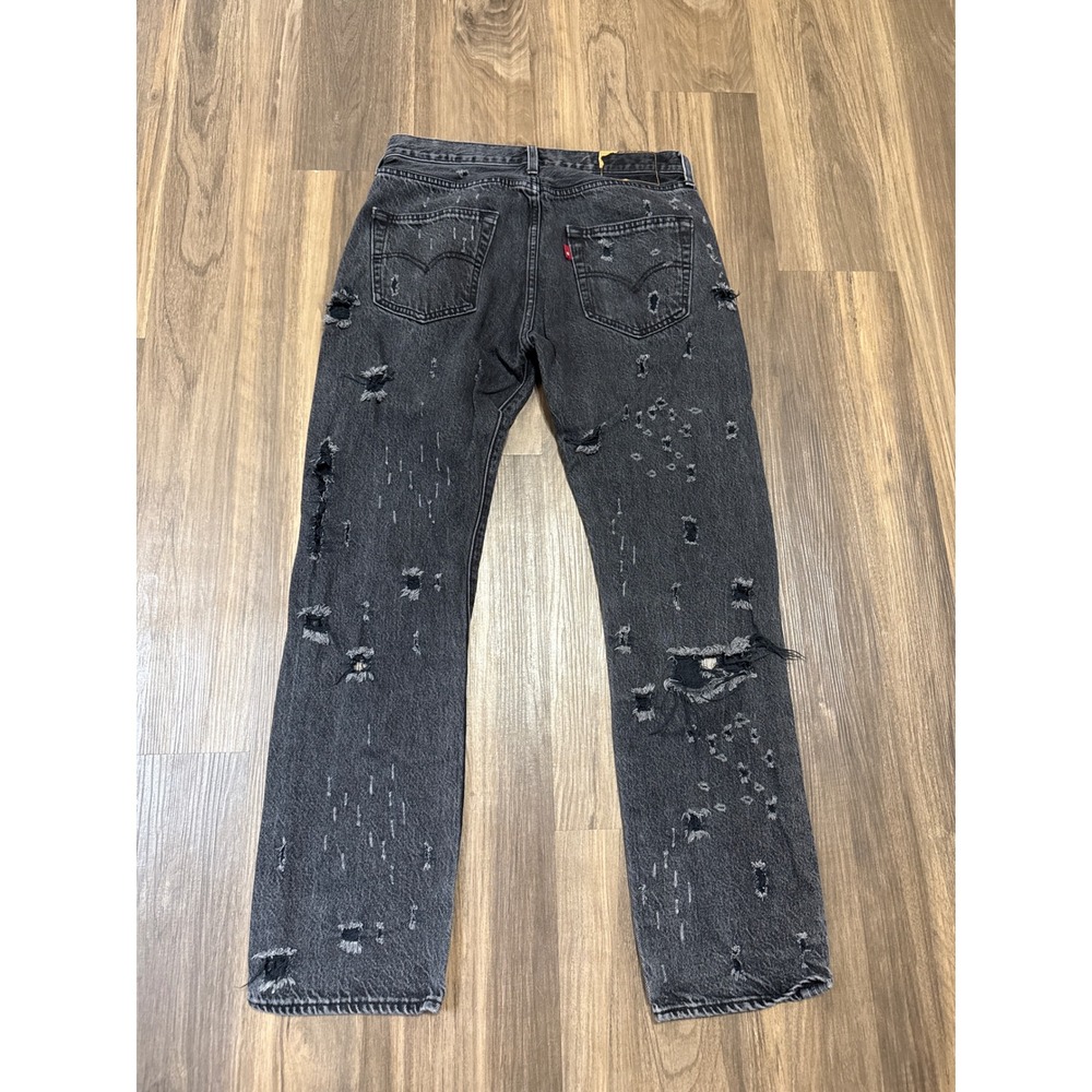 Levis 501 Original Fit Jeans Mens W30 L30‎ Black Distressed Ripped Denim - Picture 2 of 7